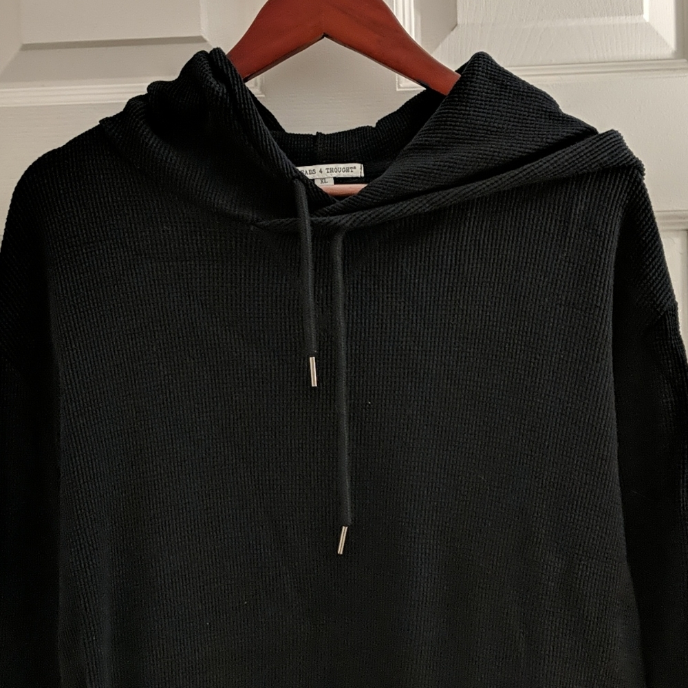 NWT Threads 4 Thought Thermal Shirt with Hood
